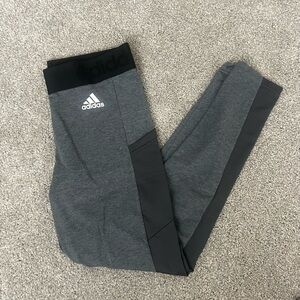 Adidas Woman’s Medium Charcoal and Black Leggings with Pockets